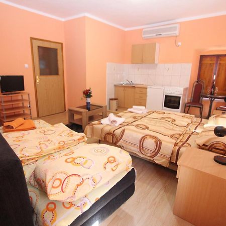 Apartment Stari Grad 트레빈예 객실 사진