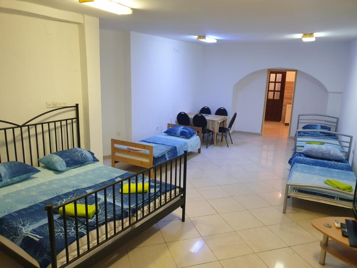 Apartment Stari Grad 트레빈예 외부 사진