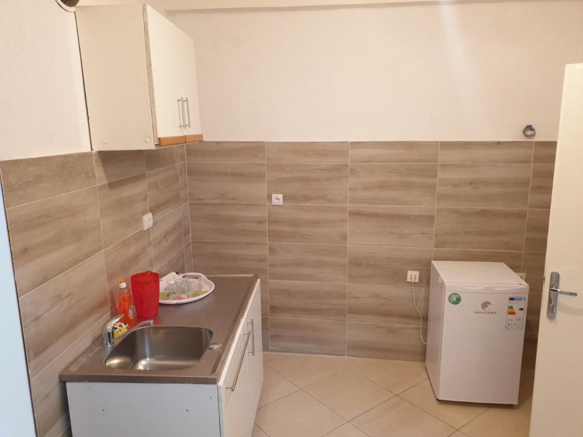Apartment Stari Grad 트레빈예 외부 사진