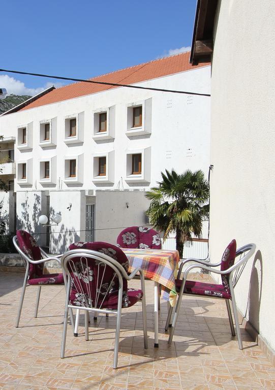 Apartment Stari Grad 트레빈예 객실 사진